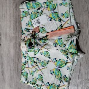 NWT Dittos Misty Love Birds Print Jean Shorts sz 28